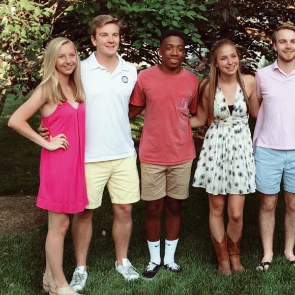 Hot pink dress - Picture 2 of 3